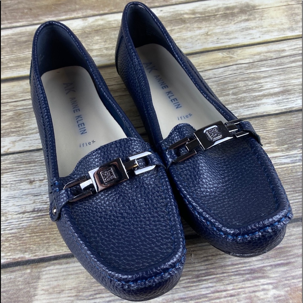 Anne Klein Flex Navy Loafers SZ 8.5